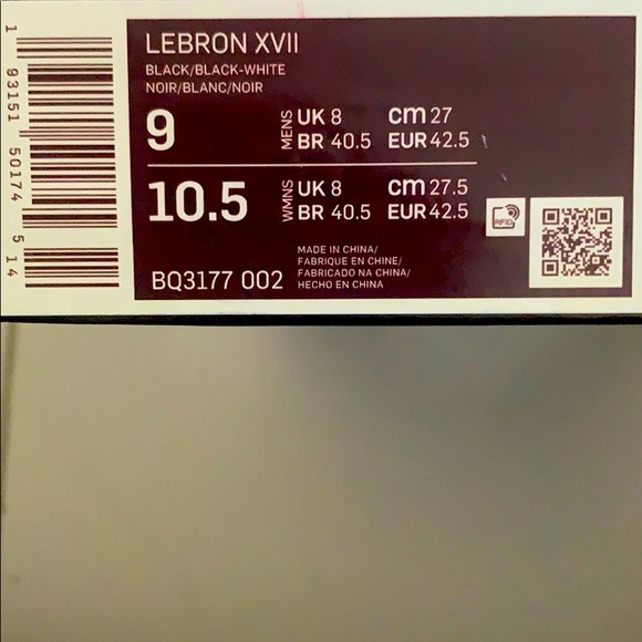 Lebron 17 Black-White - Picture 3 of 3